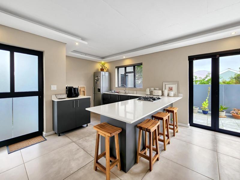 2 Bedroom Property for Sale in Salt River Western Cape